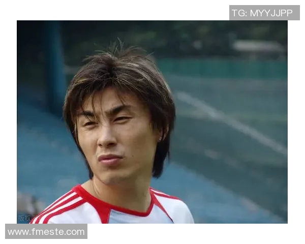 足球明星换脸游戏引发热议球迷纷纷模仿挑战创意无限